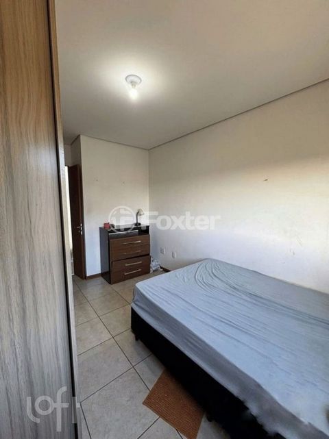 Image 7 - 873311
