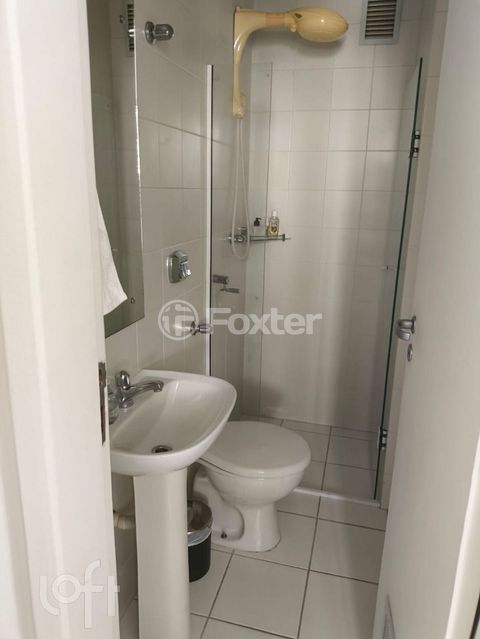 Image 8 - 873317
