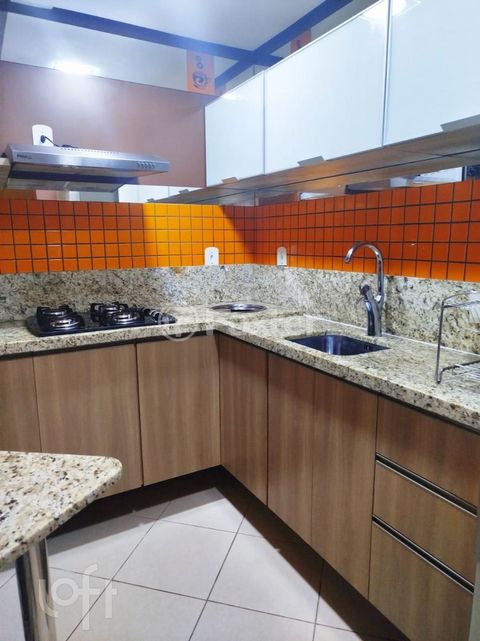 Image 3 - 873318