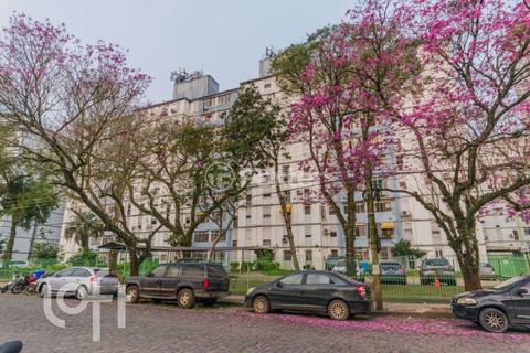 Image 7 - 873334