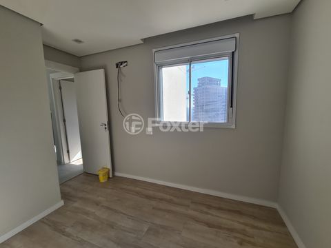 Image 7 - 873340