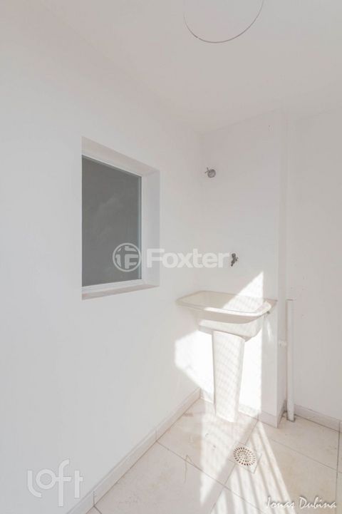 Image 7 - 873374