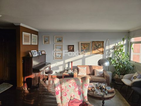 Image 7 - 873376