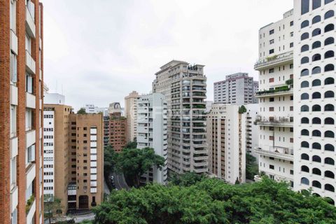 Image 18 - 873379