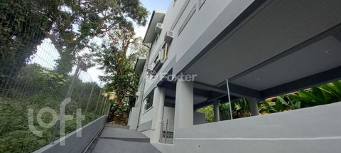 Image 7 - 873382