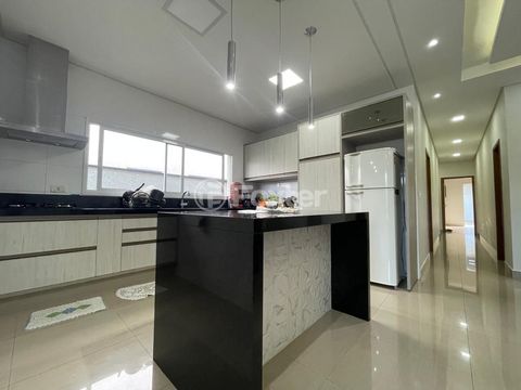 Image 9 - 873384