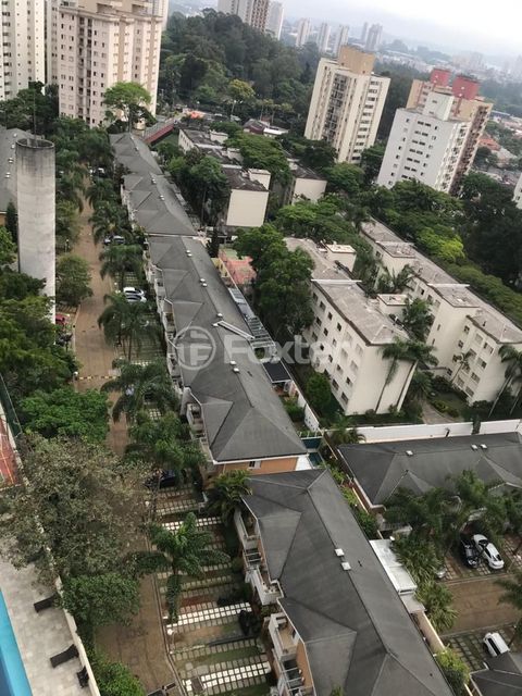 Image 9 - 873385