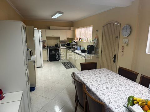 Image 3 - 873404