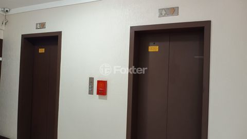 Image 10 - 873411