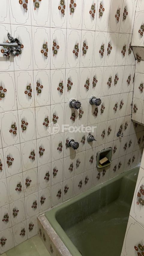 Image 9 - 873502