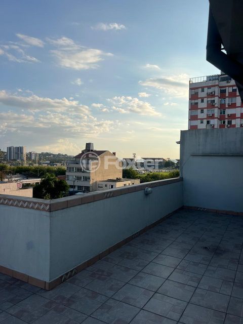 Image 4 - 873541