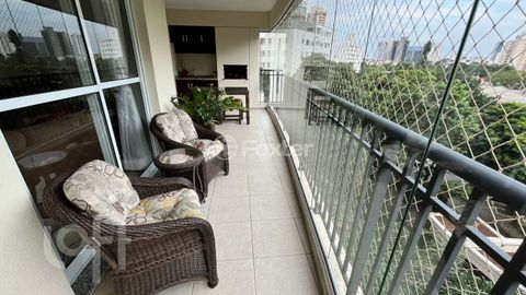 Image 3 - 873542