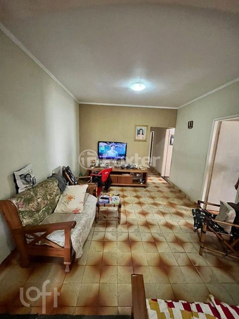 Image 17 - 873544