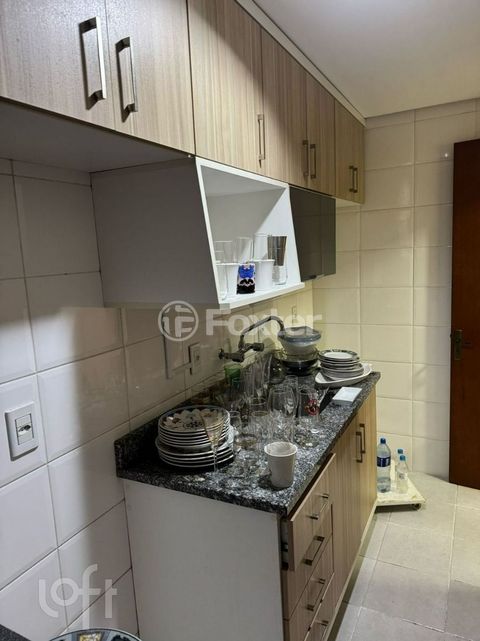 Image 3 - 873572