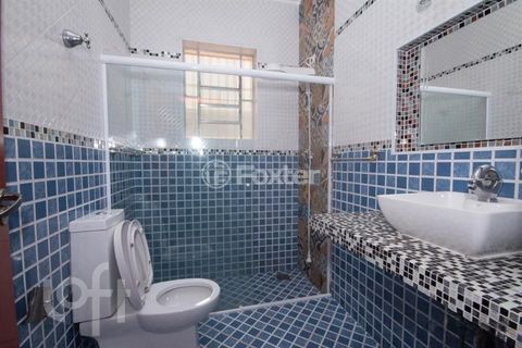 Image 8 - 873580