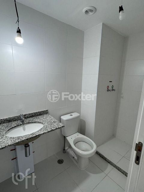 Image 7 - 873583