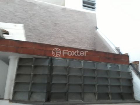 Image 9 - 873585