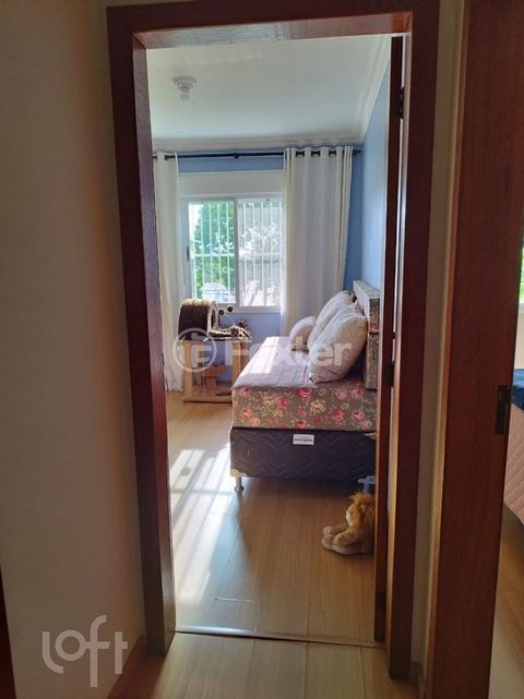 Image 10 - 873604