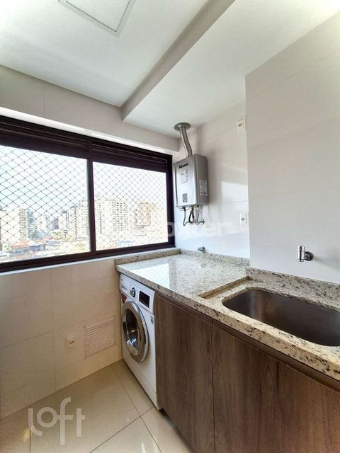 Image 7 - 873616