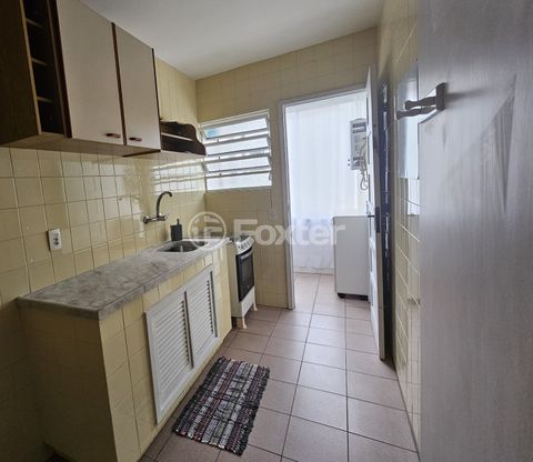 Image 8 - 873626
