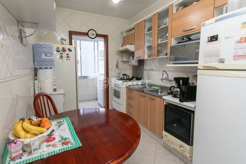 Image 7 - 873650
