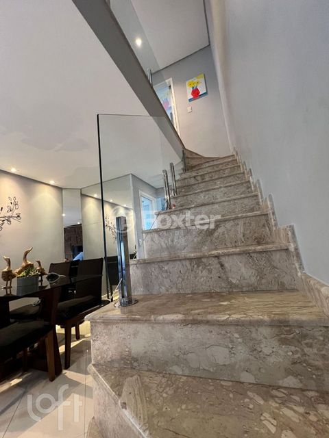 Image 7 - 873660