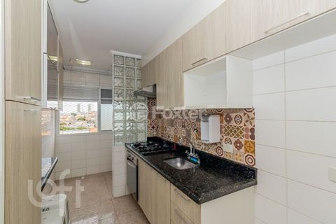 Image 17 - 873664