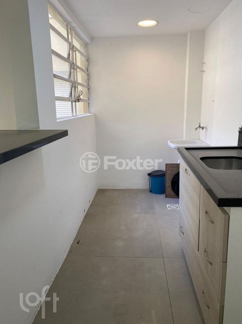 Image 3 - 873668