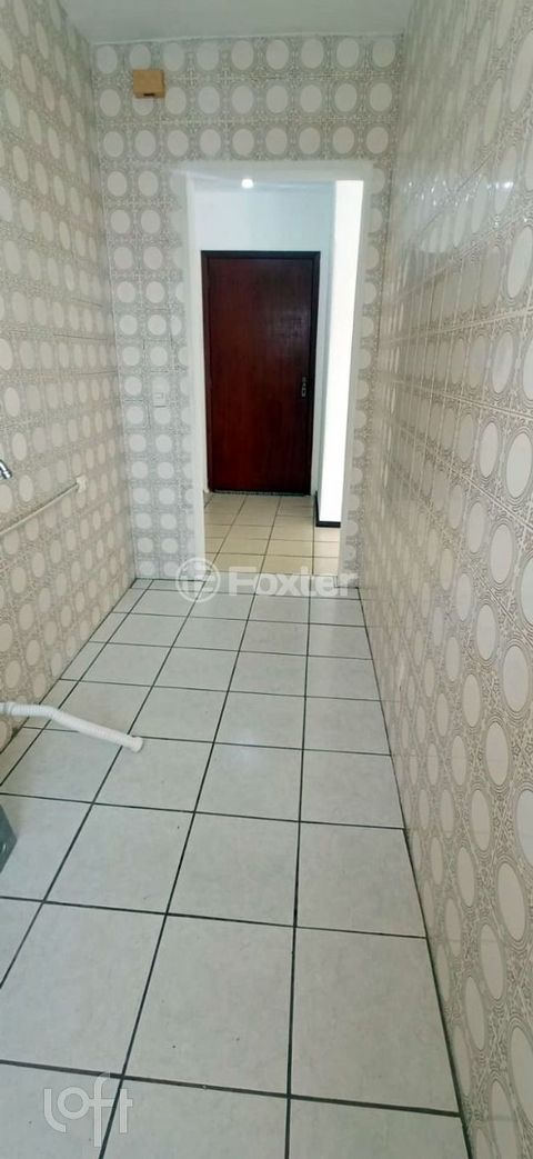 Image 7 - 873669