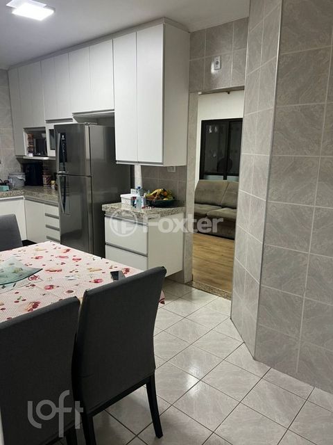 Image 6 - 873683
