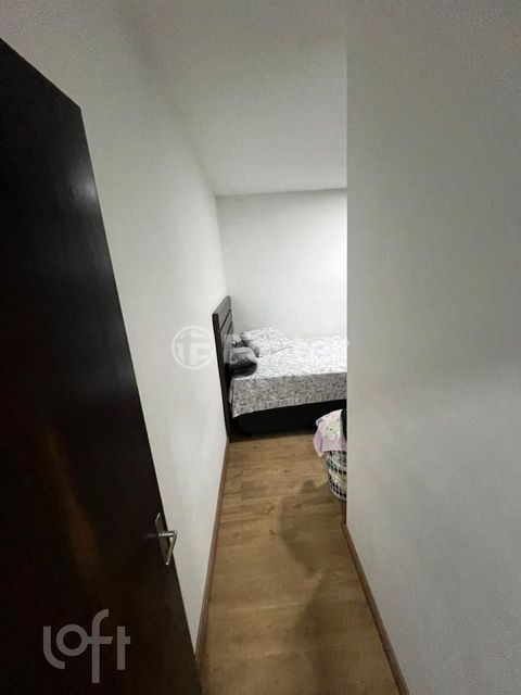 Image 8 - 873683