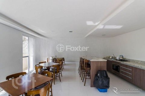 Image 13 - 873687