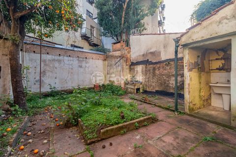 Image 13 - 873689