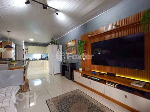 Image 1 - 873716