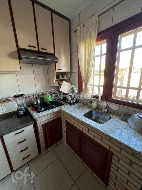 Image 11 - 873737