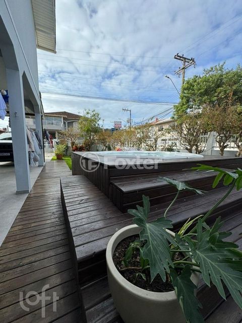 Image 0 - 873738