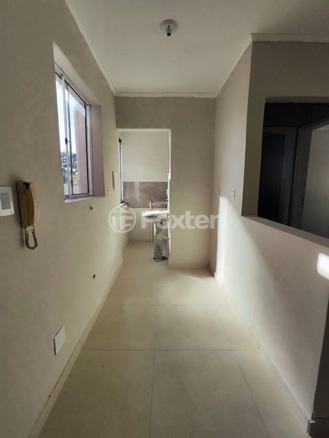 Image 4 - 873792