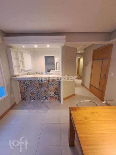 Image 7 - 873802