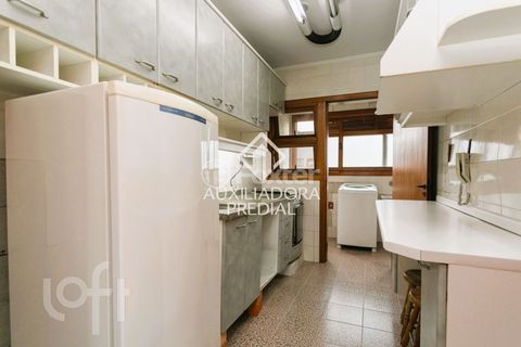 Image 6 - 873817