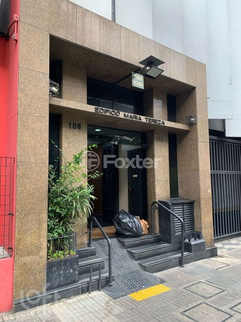 Image 9 - 873831