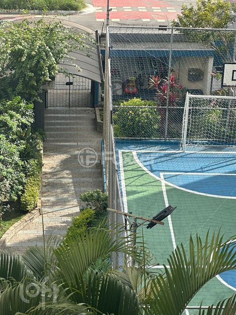 Image 9 - 873880