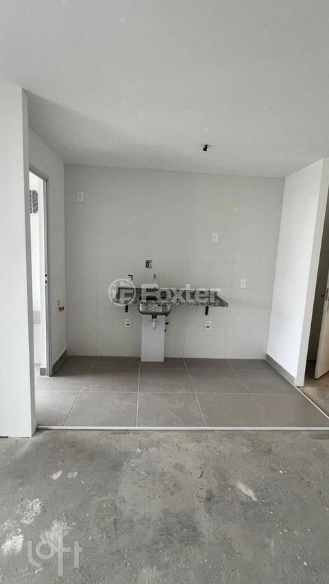 Image 5 - 873892