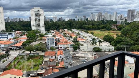 Image 3 - 873892