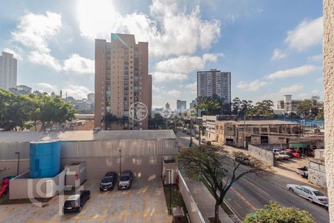 Image 11 - 873925