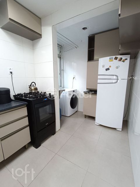 Image 4 - 873927