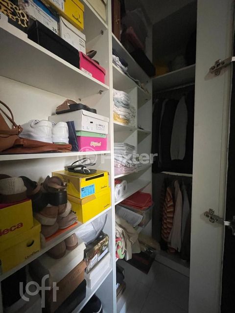 Image 7 - 873931