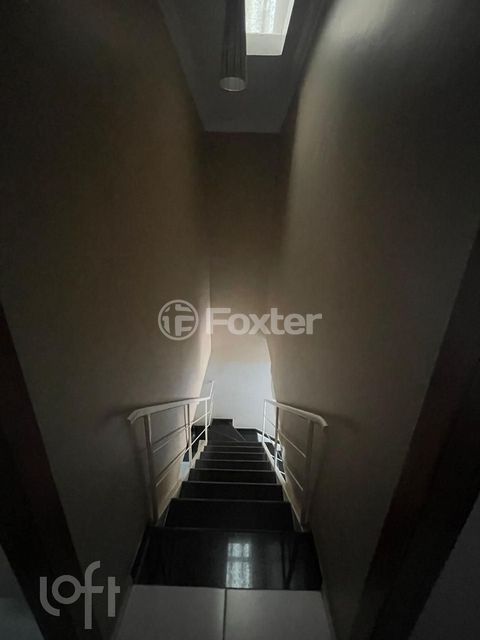 Image 13 - 873931