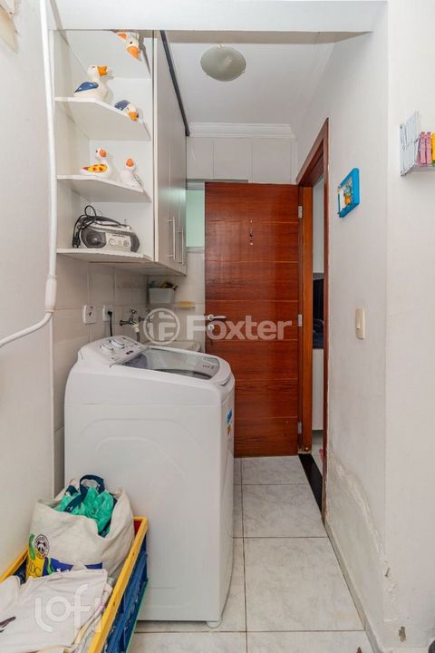 Image 8 - 873931