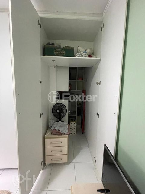 Image 10 - 873931