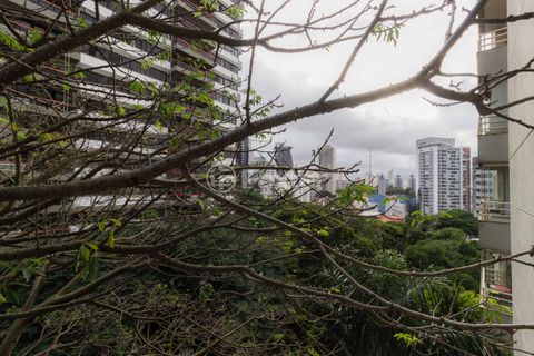 Image 7 - 873952